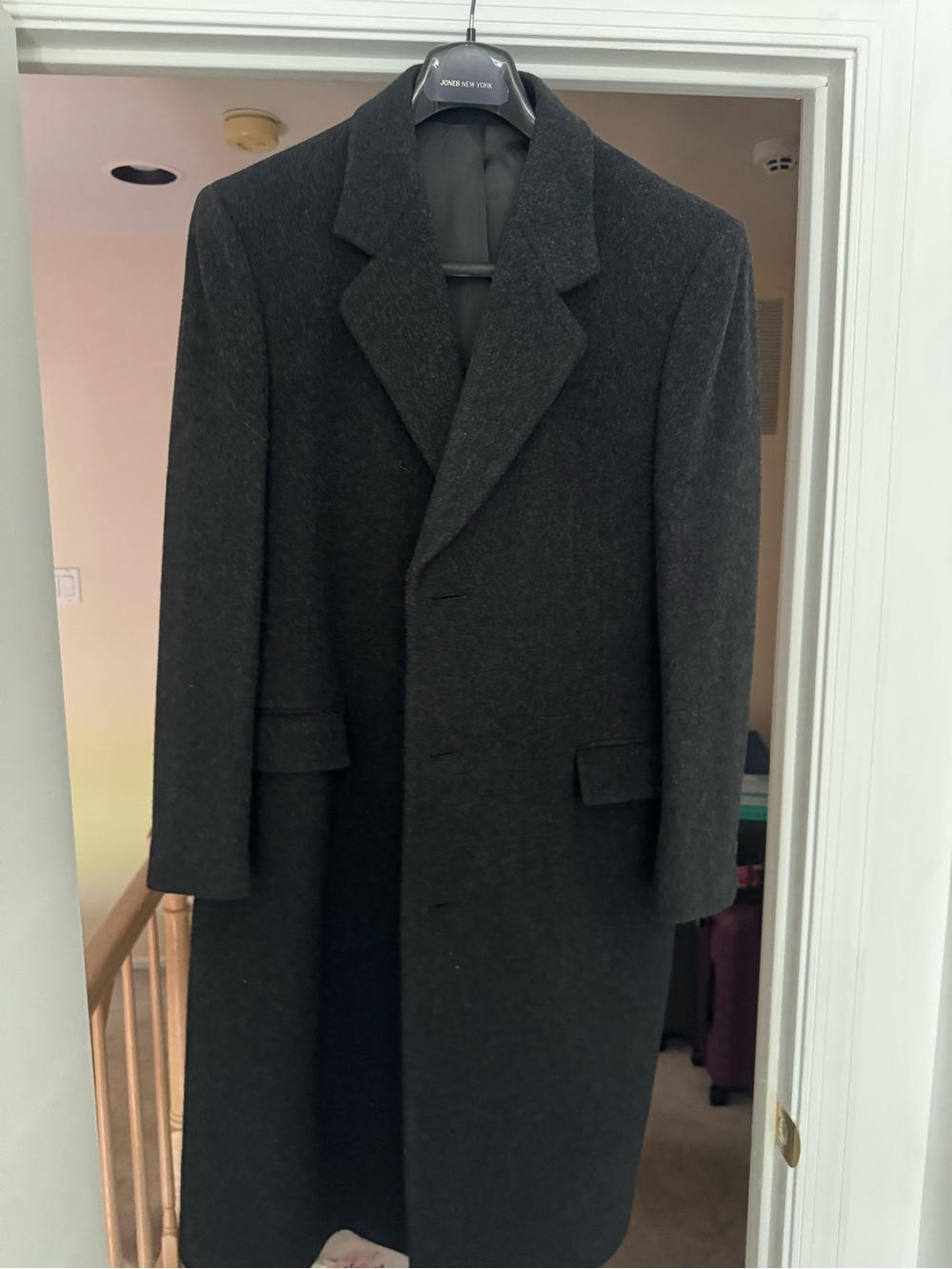 Men's Charcoal Wool Overcoat - Classic Single-Breasted Cashmere Blend Coat
